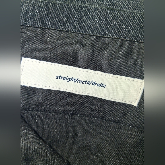 Amazon Essentials Men's Dress Pants Size 28x32 - Picture 5 of 6